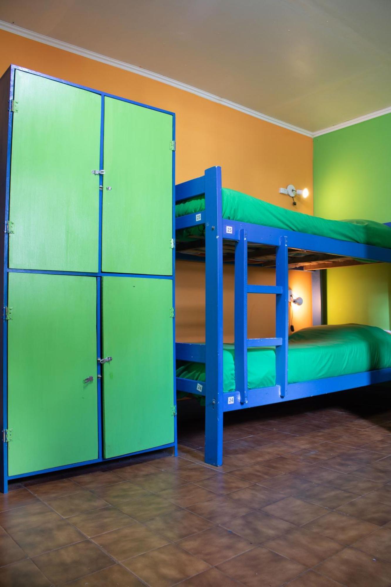 Alhue Patagonia Hostel Сан-Мартін-де-лос-Андес Екстер'єр фото
