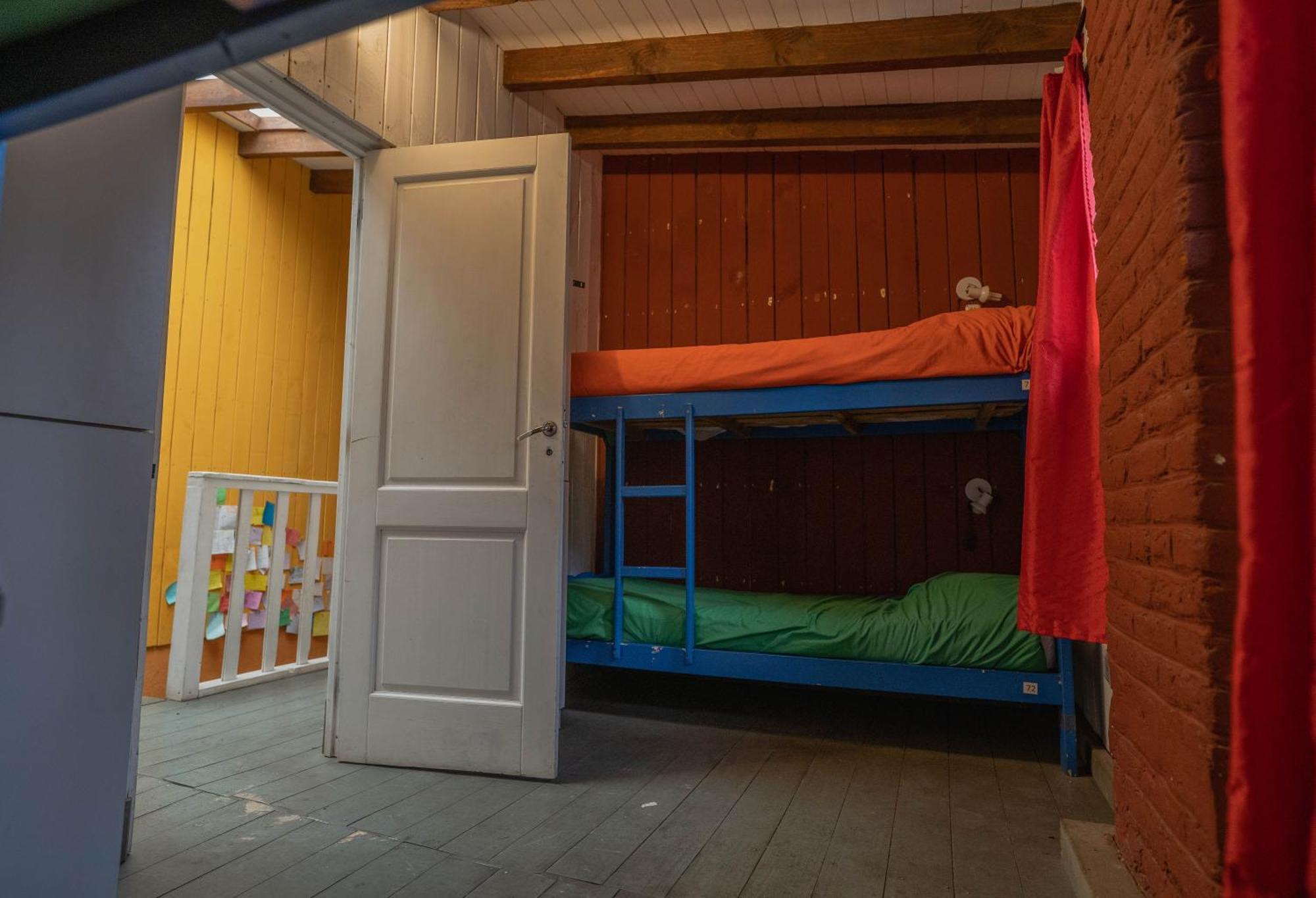 Alhue Patagonia Hostel Сан-Мартін-де-лос-Андес Екстер'єр фото