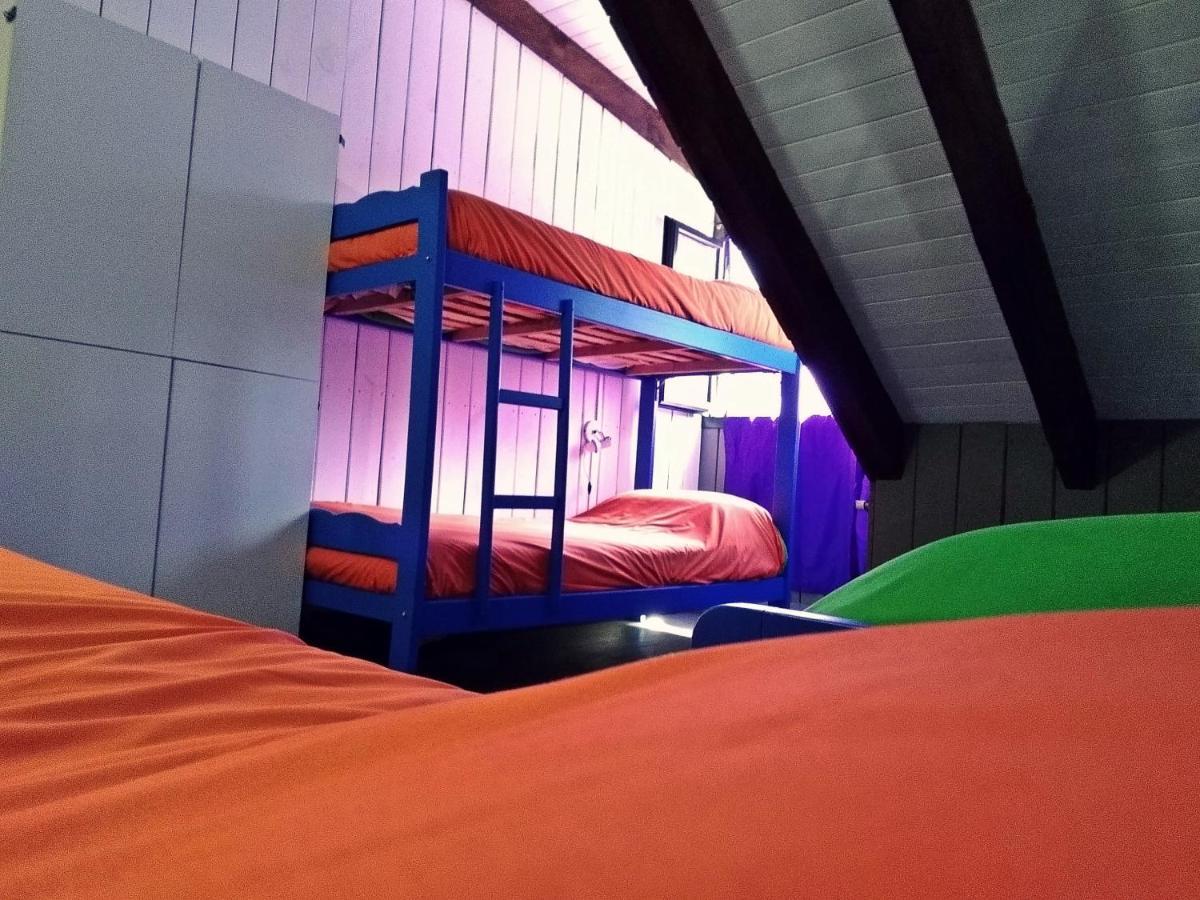 Alhue Patagonia Hostel Сан-Мартін-де-лос-Андес Екстер'єр фото